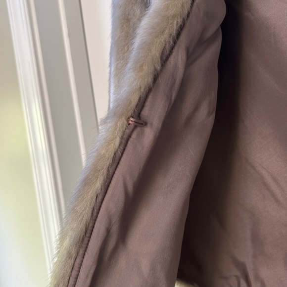 Eliza J Faux Fur Capelet – Size Large – Vintage-Inspired - Picture 9 of 10